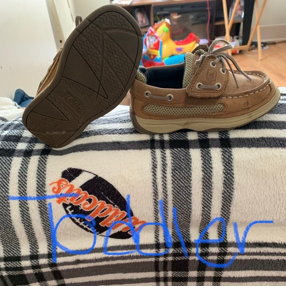 Sperrys - Picture 1 of 1